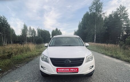 Volkswagen Tiguan I, 2010 год, 990 000 рублей, 3 фотография