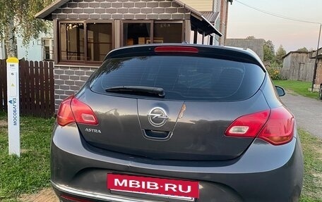 Opel Astra J, 2013 год, 480 000 рублей, 11 фотография