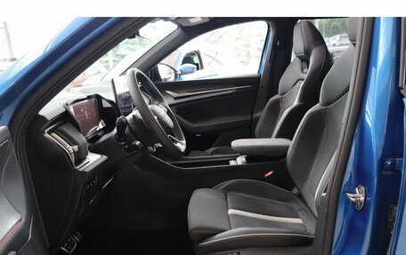 Skoda Kodiaq, 2025 год, 5 700 000 рублей, 10 фотография