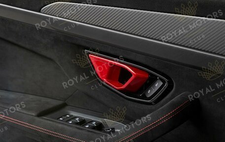 Lamborghini Urus I, 2023 год, 35 900 000 рублей, 23 фотография