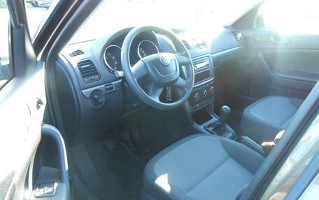 Skoda Yeti I рестайлинг, 2012 год, 1 030 000 рублей, 7 фотография