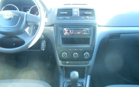 Skoda Yeti I рестайлинг, 2012 год, 1 030 000 рублей, 11 фотография
