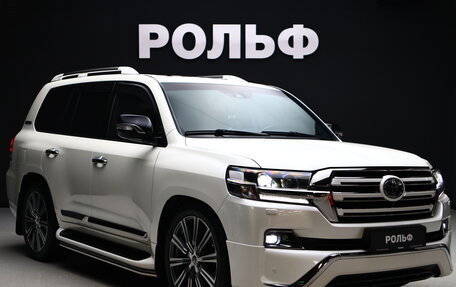 Toyota Land Cruiser 200, 2017 год, 7 550 000 рублей, 1 фотография