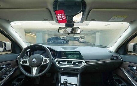 BMW 3 серия, 2022 год, 2 650 000 рублей, 13 фотография