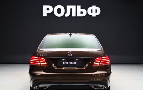 Mercedes-Benz E-Класс, 2015 год, 2 980 000 рублей, 4 фотография