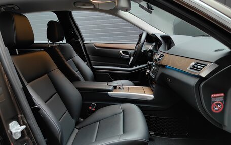 Mercedes-Benz E-Класс, 2015 год, 2 980 000 рублей, 27 фотография
