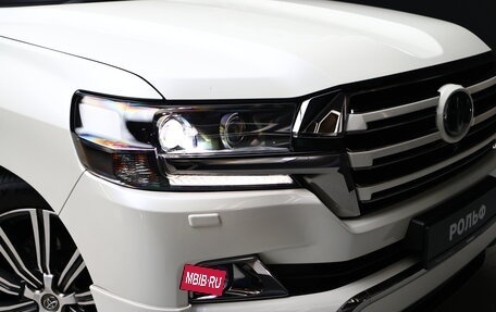 Toyota Land Cruiser 200, 2017 год, 7 550 000 рублей, 11 фотография