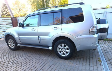 Mitsubishi Pajero IV, 2014 год, 2 700 000 рублей, 8 фотография