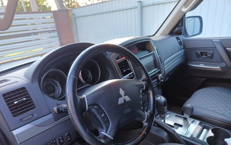 Mitsubishi Pajero IV, 2014 год, 2 700 000 рублей, 9 фотография