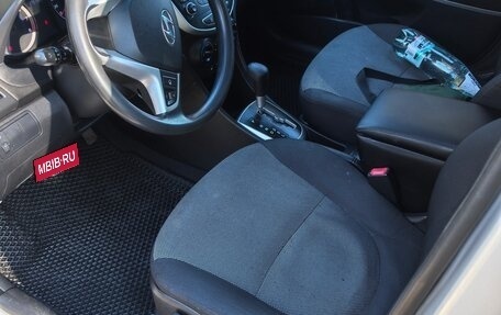 Hyundai Solaris II рестайлинг, 2013 год, 850 000 рублей, 6 фотография