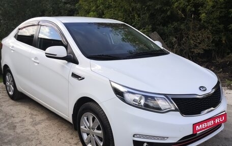 KIA Rio III рестайлинг, 2015 год, 930 000 рублей, 6 фотография