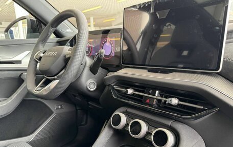 Skoda Kodiaq, 2025 год, 5 700 000 рублей, 17 фотография