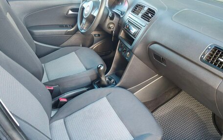 Volkswagen Polo VI (EU Market), 2013 год, 735 000 рублей, 14 фотография