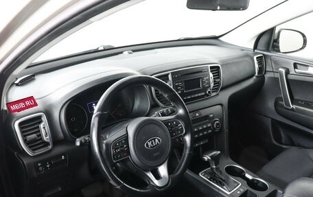 KIA Sportage IV рестайлинг, 2018 год, 1 799 000 рублей, 5 фотография