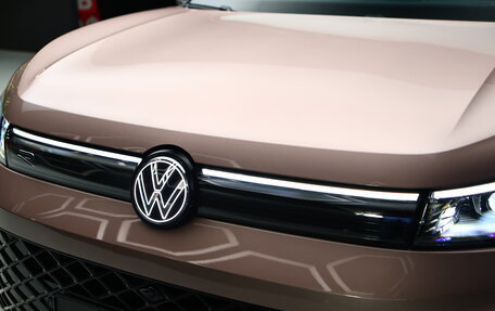 Volkswagen Tiguan, 2024 год, 5 650 000 рублей, 12 фотография
