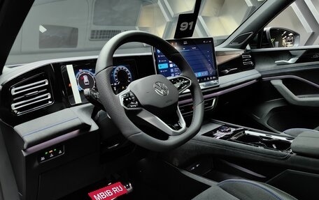 Volkswagen Tiguan, 2024 год, 5 650 000 рублей, 16 фотография