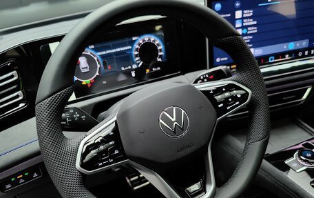 Volkswagen Tiguan, 2024 год, 5 650 000 рублей, 30 фотография