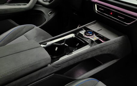 Volkswagen Tiguan, 2024 год, 5 650 000 рублей, 34 фотография