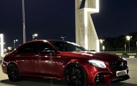 Mercedes-Benz E-Класс AMG, 2019 год, 5 580 000 рублей, 13 фотография