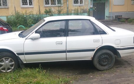 Mazda Capella, 1990 год, 135 000 рублей, 1 фотография