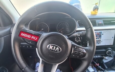 KIA Rio IV, 2018 год, 1 100 000 рублей, 9 фотография