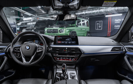 BMW 5 серия, 2020 год, 3 025 000 рублей, 2 фотография