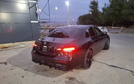 Mercedes-Benz E-Класс, 2018 год, 2 650 000 рублей, 3 фотография