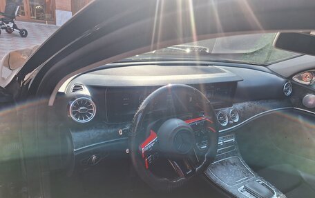 Mercedes-Benz E-Класс, 2018 год, 2 650 000 рублей, 12 фотография