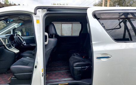 Toyota Vellfire I, 2013 год, 3 300 000 рублей, 5 фотография