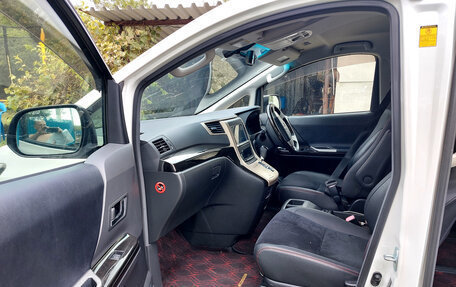 Toyota Vellfire I, 2013 год, 3 300 000 рублей, 6 фотография