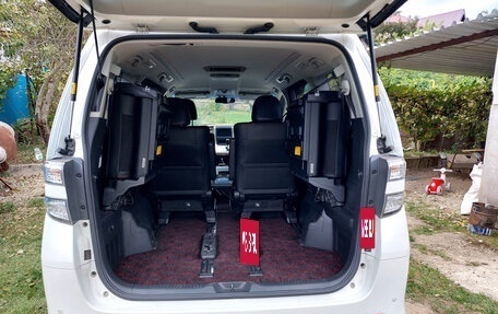 Toyota Vellfire I, 2013 год, 3 300 000 рублей, 8 фотография