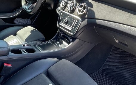 Mercedes-Benz GLA, 2017 год, 2 450 000 рублей, 13 фотография