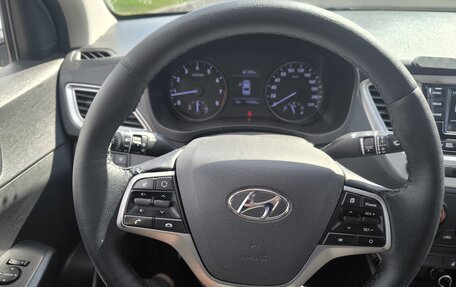 Hyundai Solaris II рестайлинг, 2019 год, 945 000 рублей, 7 фотография