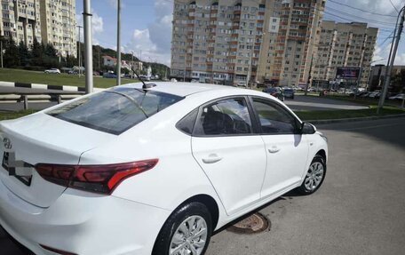 Hyundai Solaris II рестайлинг, 2019 год, 945 000 рублей, 3 фотография