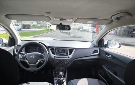 Hyundai Solaris II рестайлинг, 2019 год, 945 000 рублей, 6 фотография