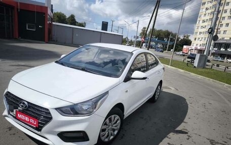 Hyundai Solaris II рестайлинг, 2019 год, 945 000 рублей, 2 фотография
