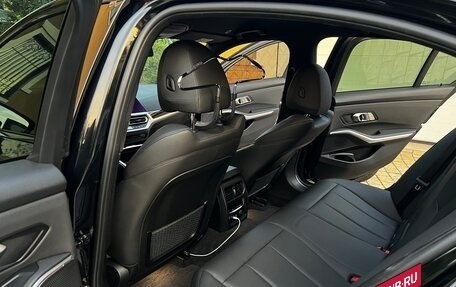 BMW 3 серия, 2019 год, 3 150 000 рублей, 13 фотография