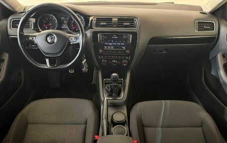 Volkswagen Jetta VI, 2017 год, 1 248 000 рублей, 14 фотография