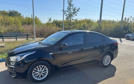 KIA Rio IV, 2019 год, 1 200 000 рублей, 4 фотография
