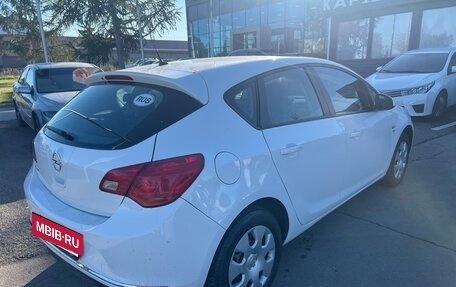 Opel Astra J, 2013 год, 750 000 рублей, 2 фотография