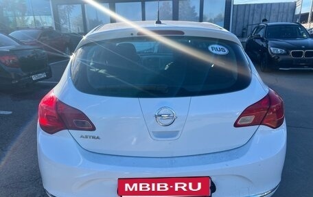Opel Astra J, 2013 год, 750 000 рублей, 4 фотография
