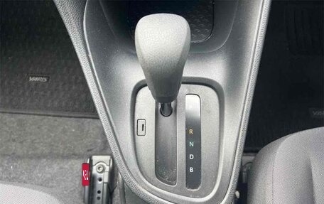 Toyota Yaris III рестайлинг, 2020 год, 1 200 000 рублей, 9 фотография