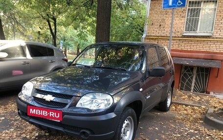 Chevrolet Niva I рестайлинг, 2011 год, 417 000 рублей, 2 фотография