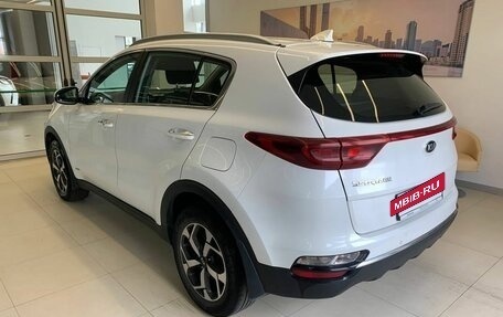 KIA Sportage IV рестайлинг, 2019 год, 2 430 000 рублей, 6 фотография