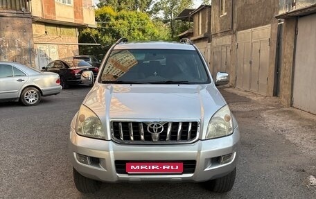Toyota Land Cruiser Prado 120 рестайлинг, 2005 год, 1 730 000 рублей, 1 фотография