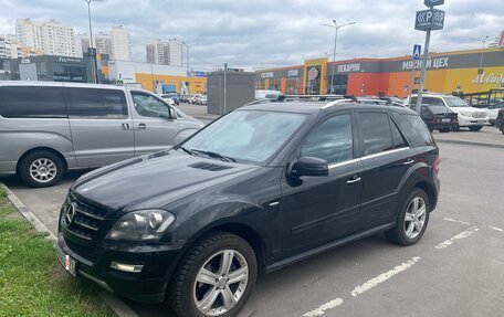 Mercedes-Benz M-Класс, 2011 год, 1 800 000 рублей, 6 фотография
