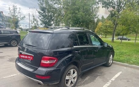 Mercedes-Benz M-Класс, 2011 год, 1 800 000 рублей, 9 фотография