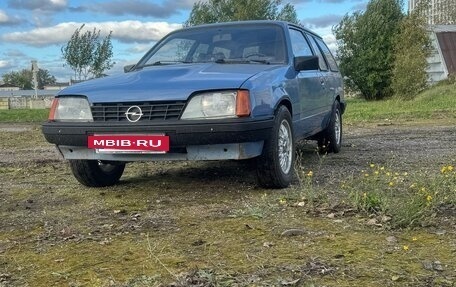 Opel Rekord E, 1985 год, 250 000 рублей, 4 фотография