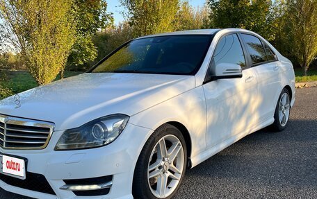 Mercedes-Benz C-Класс, 2012 год, 1 200 000 рублей, 3 фотография
