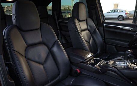 Porsche Cayenne III, 2012 год, 3 150 000 рублей, 29 фотография
